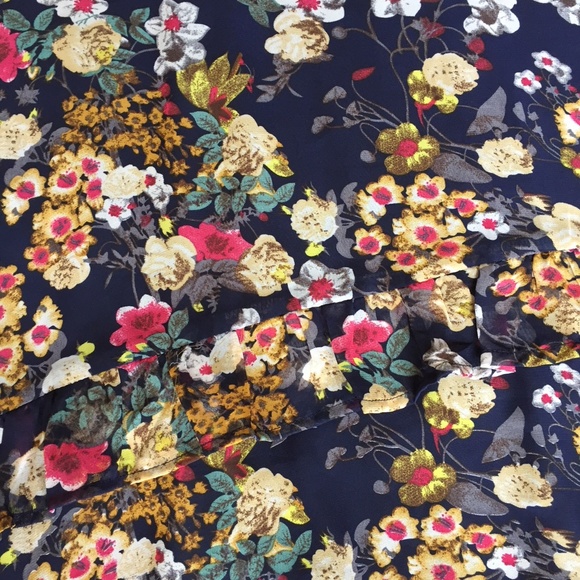 LOVE RICHE Floral Layered Bell Sleeve Ruffle Dress - Picture 8 of 8